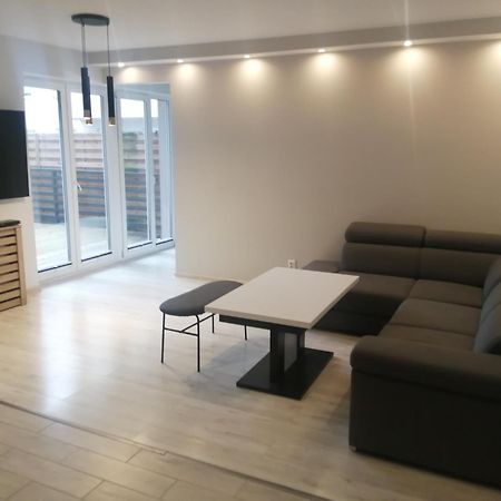 Nowoczesny Apartament Z Duzym Tarasem, 2 Pokoje シュチェチネク エクステリア 写真