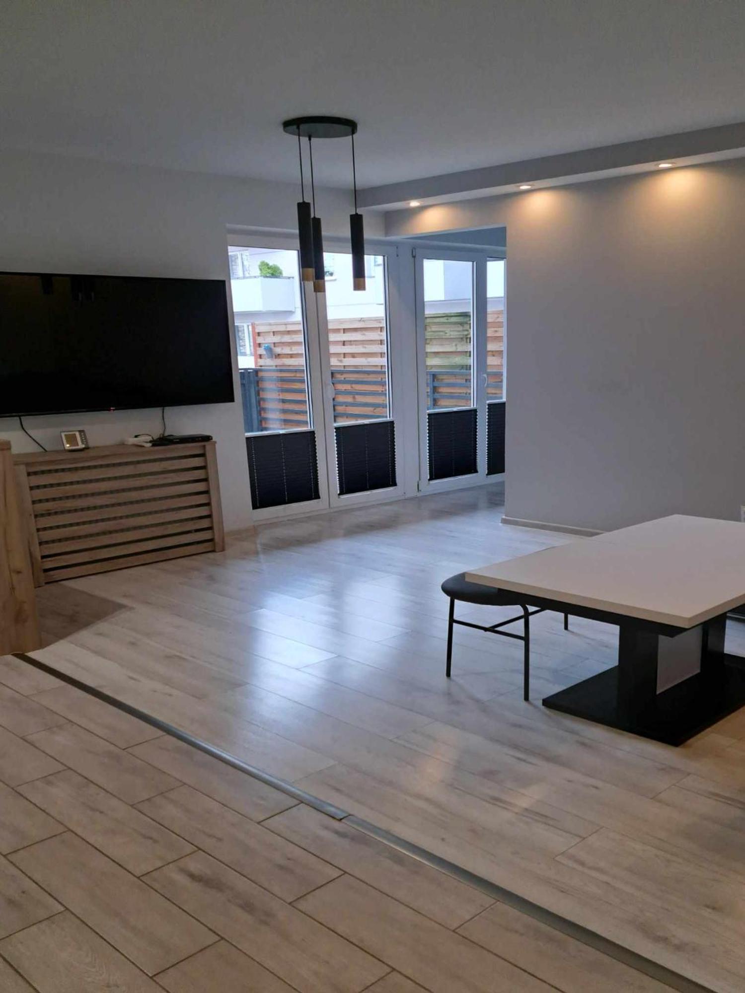 Nowoczesny Apartament Z Duzym Tarasem, 2 Pokoje シュチェチネク エクステリア 写真